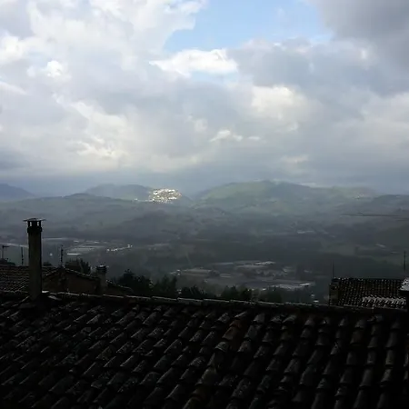 Palazzo Del Podesta Bed & Breakfast Serra deʼ Conti